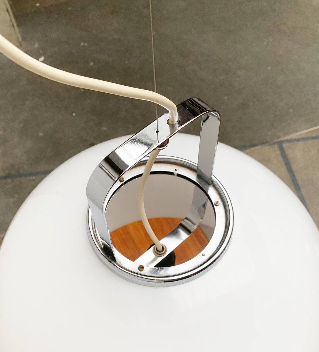 Zurich suspension lamp from the Italian space age of the mid-century by Luigi Massoni for Guzzini.