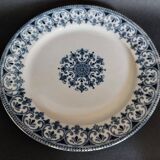 Pair of plates, one soup and one flat, Badonviller, Oriental decoration, early 10th century