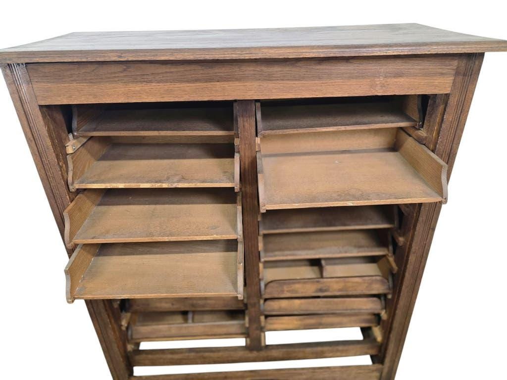 Commode à tiroirs vintage en bois / armoire d'archives / armoire de notaire