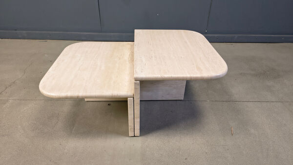 Paire de tables basses en travertin vintage ou tables d'appoint, années 1970.