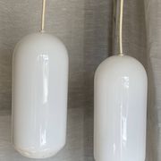 Paire de suspension opaline vintage 1970 forme cigare