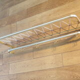 Coat rack style luggage rack