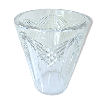Baccarat: large Crystal vase carved with geometric decorations