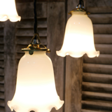 Lace opaline suspension