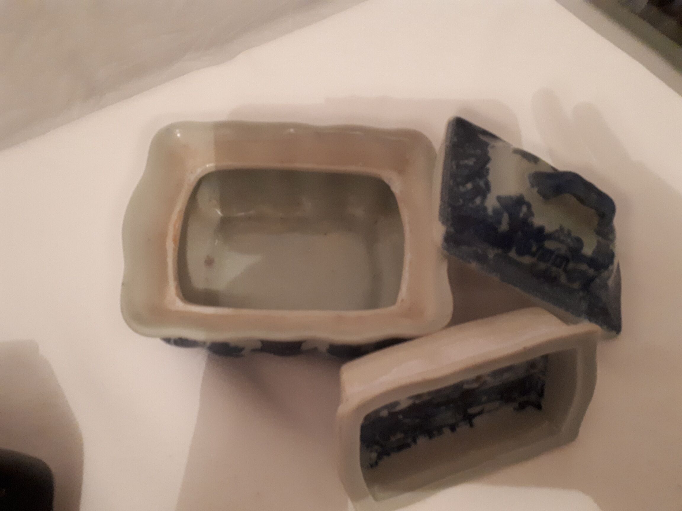 Victoria ware soap dish
