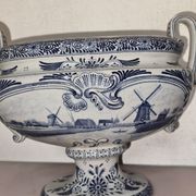 Jardinière en faïence Delft avec décor de moulins