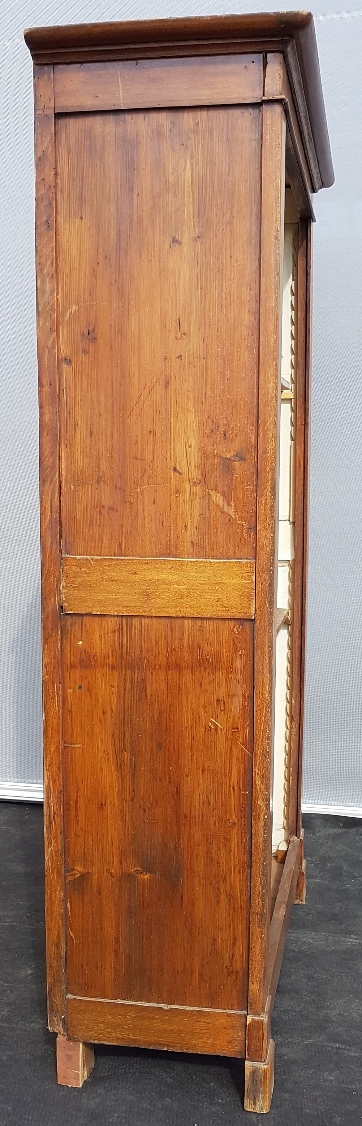 Library "in its own juice"