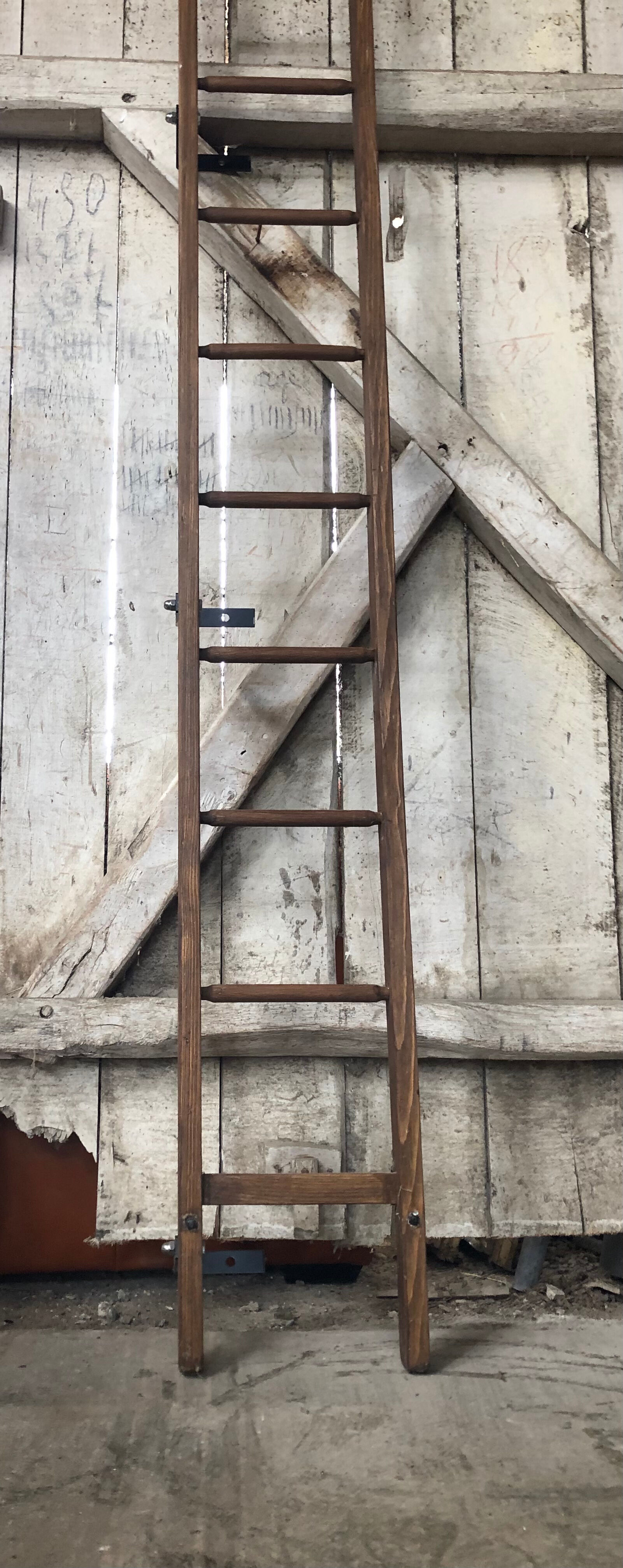 Old scale