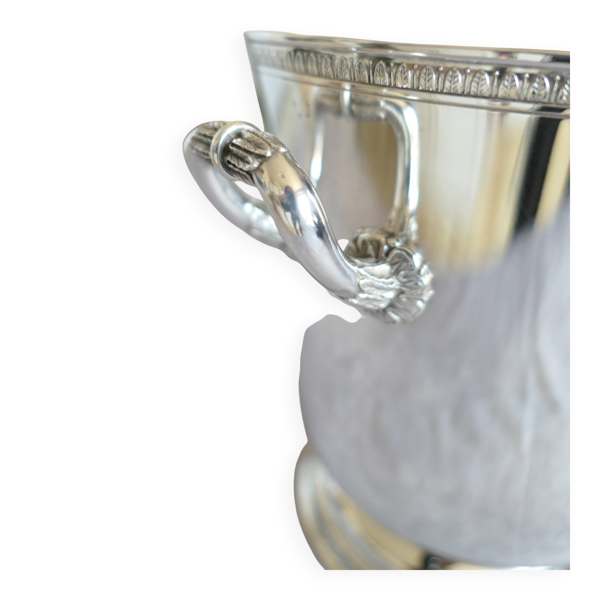 Christofle Malmaison champagne bucket 23 cm. Silver-plated metal.