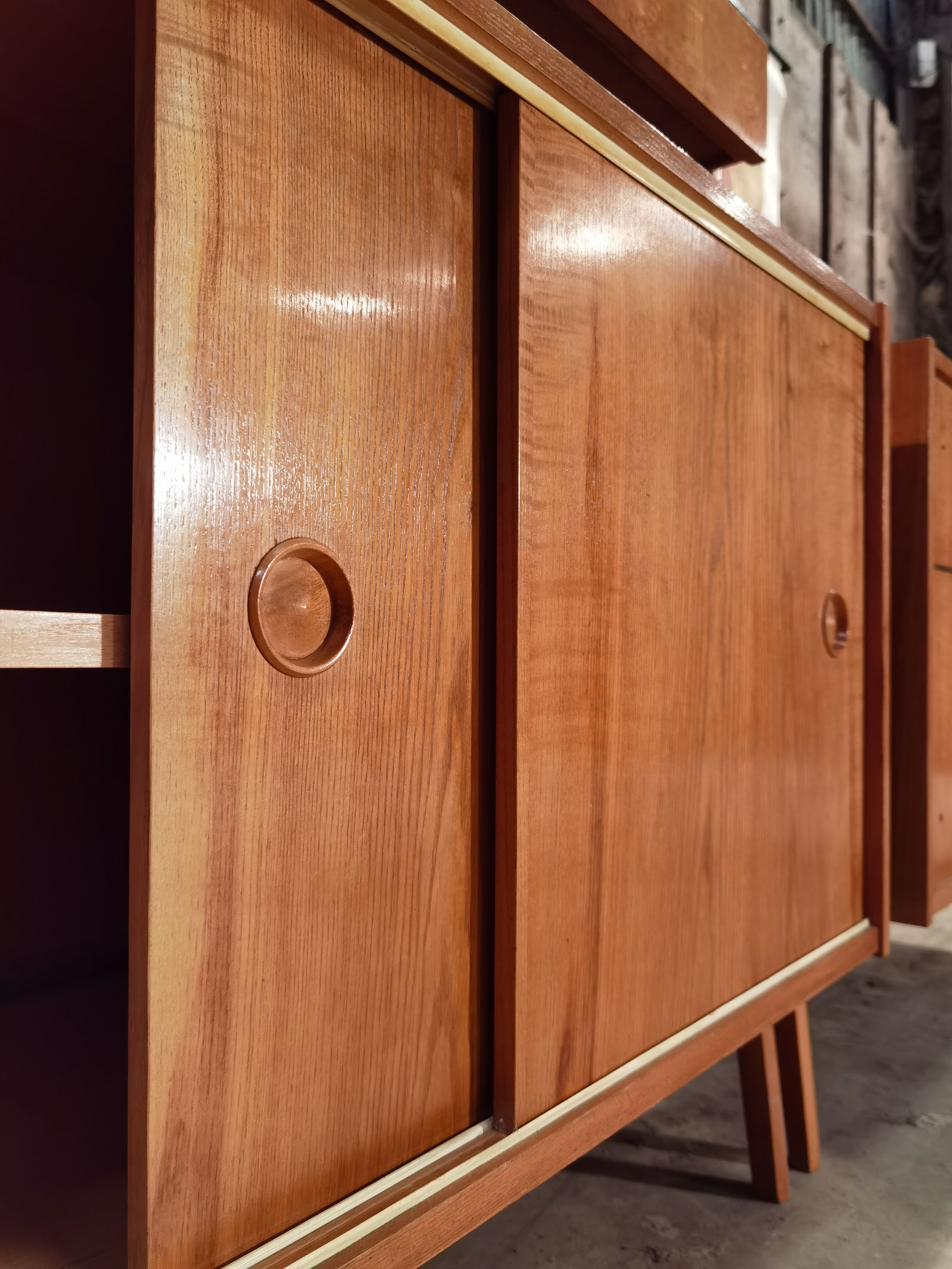 Console suspended Monti 300 by Franti-ek Jirak for Tatra
