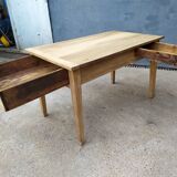 Farm table