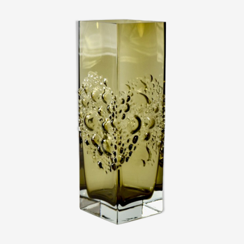 Vase en verre moderniste