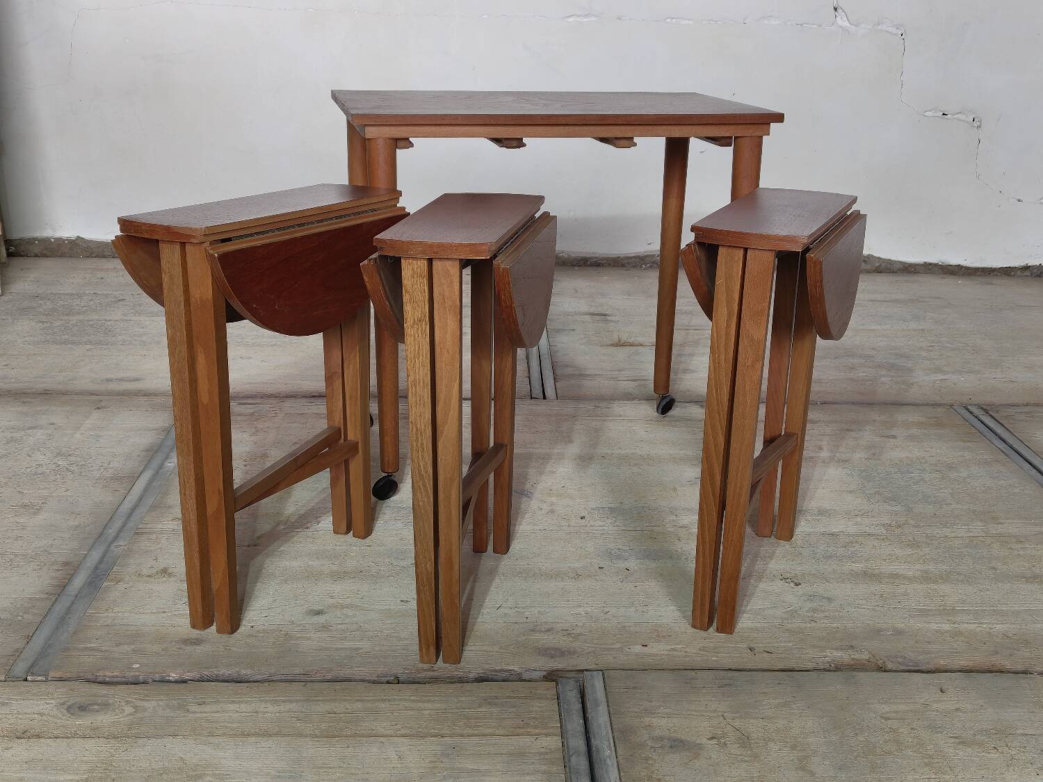 Tables gigognes vintage