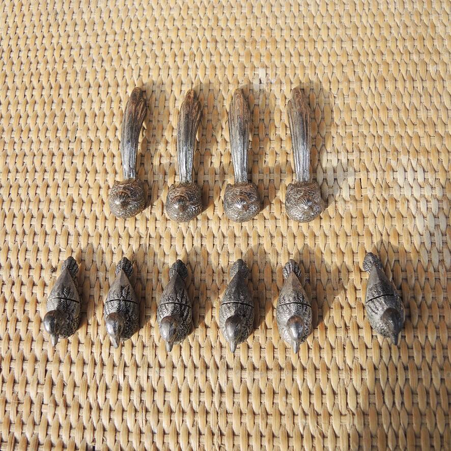 10 vintage name holders / bird knives silea in metal