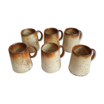 J P sandstone cups