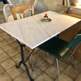 Table de bistrot en marbre