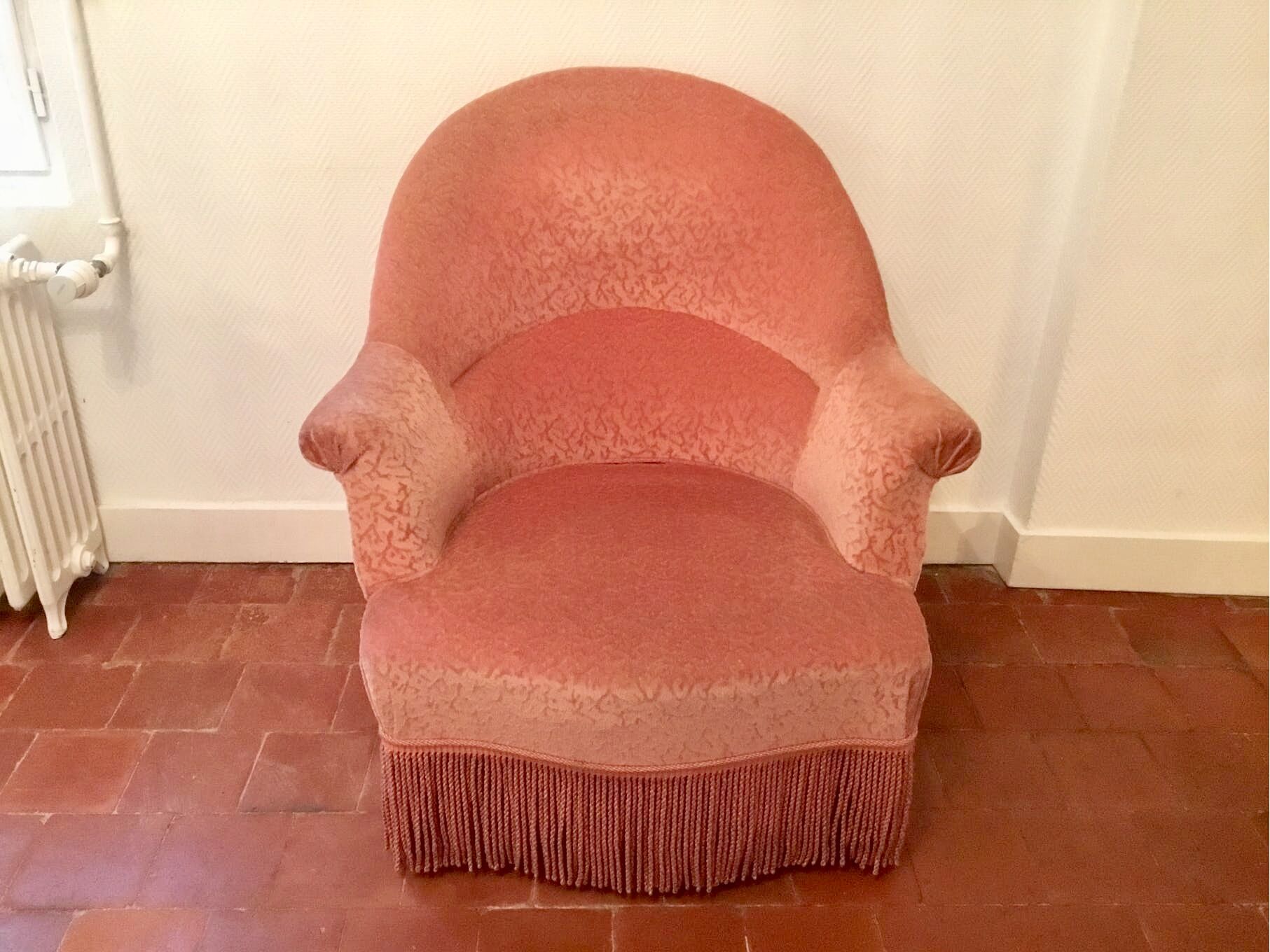 Toad chair