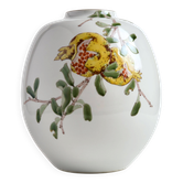 Porcelain vase by Yamada Yoshiaki.