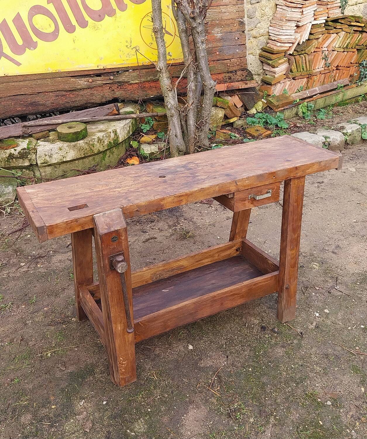 Wooden carpenter's workbench
