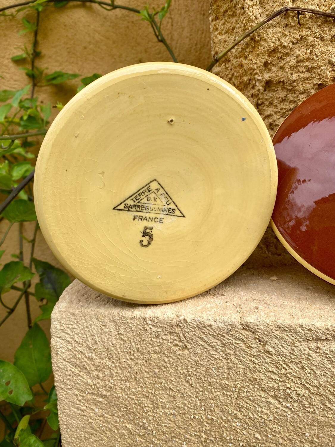 Sarreguemines fireclay pot