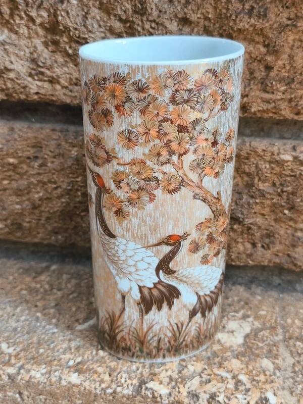 Kaiser porcelain vase from the Paradiso collection with Heron decoration, design by Nossek.