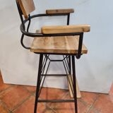 Bar chair made of iron and wood