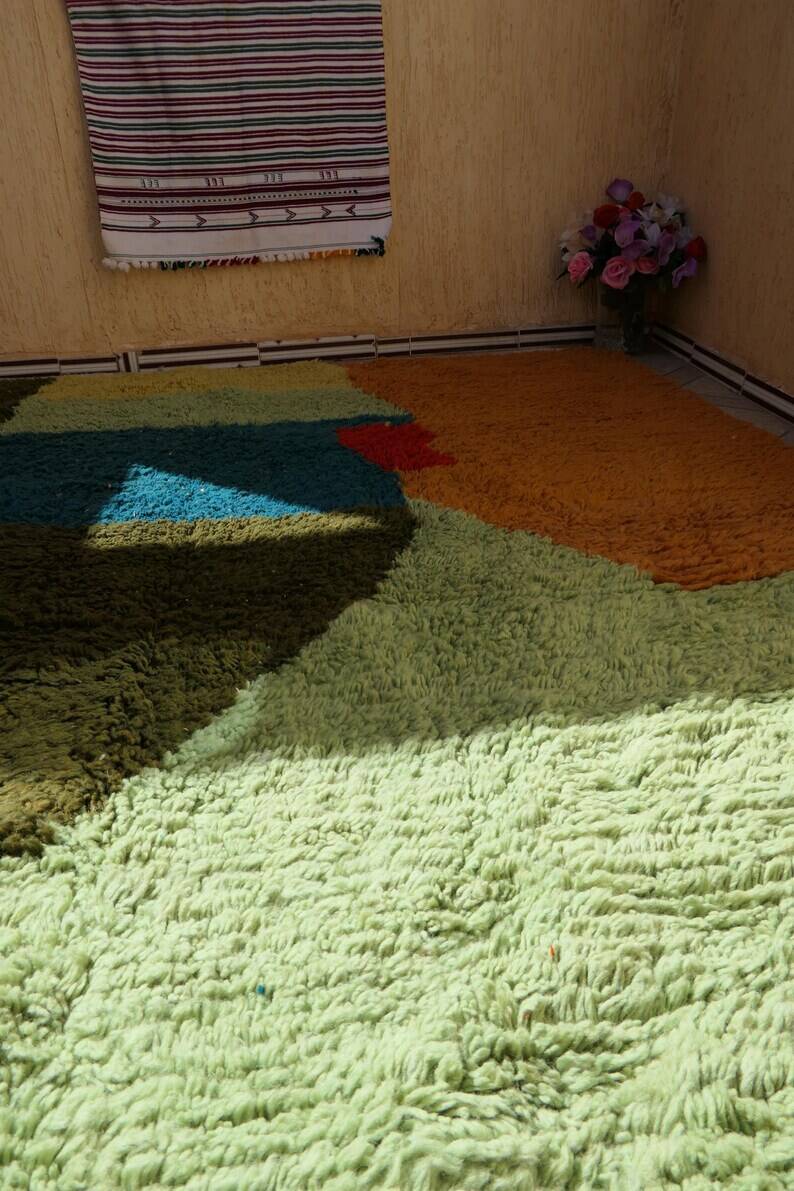 Colorful handmade Moroccan rug 250cm x 150cm