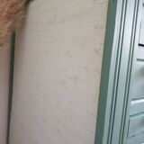 Asymmetrical cabinet