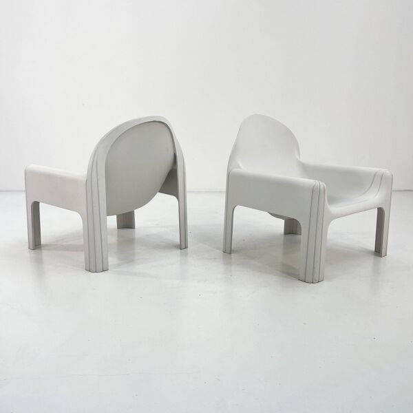Paire de Fauteuils Blancs Modèle 4894 par Gae Aulenti pour Kartell, 1970