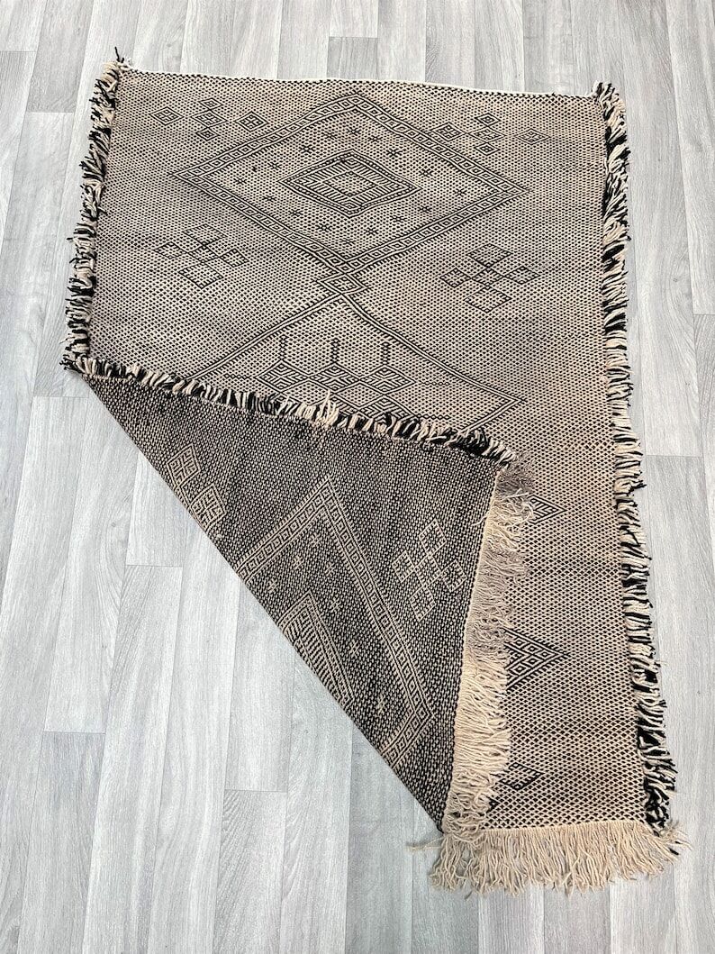 Tapis marocain Zanafi, tapis scandinave, décor du milieu du siècle, meubles du milieu du siècle