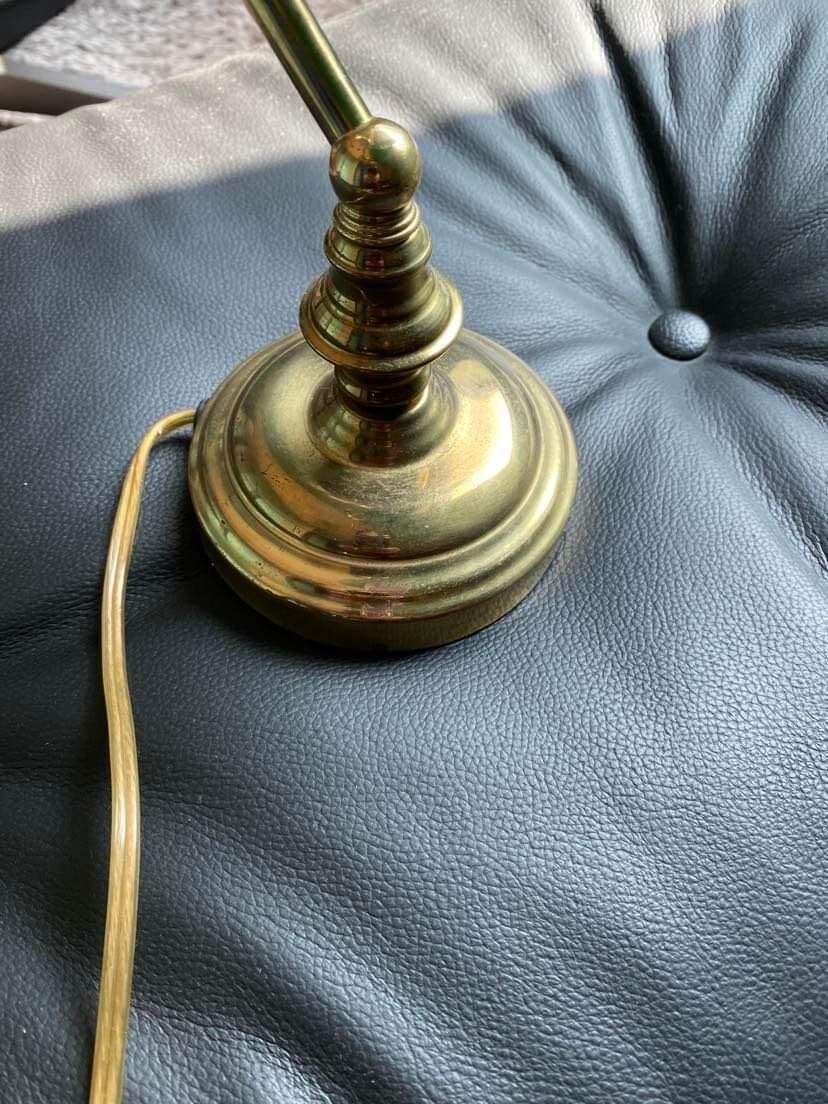 Banker's or notary's lamp