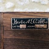 Vintage stand-pedding, Scandinavian style shelf by Herbert Gibbs, circa 60