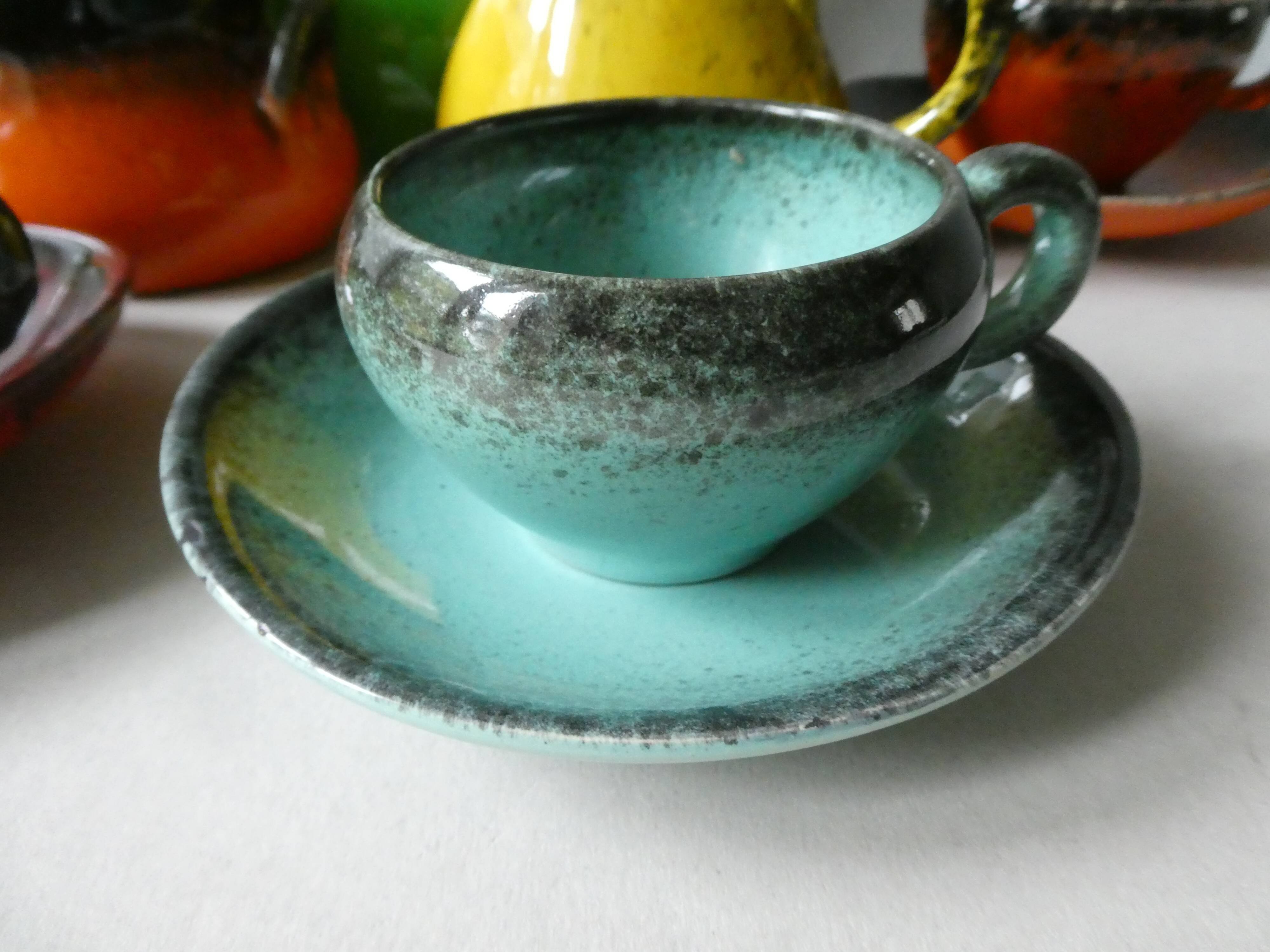 Keraluc Quimper France coffee service, 4 cups