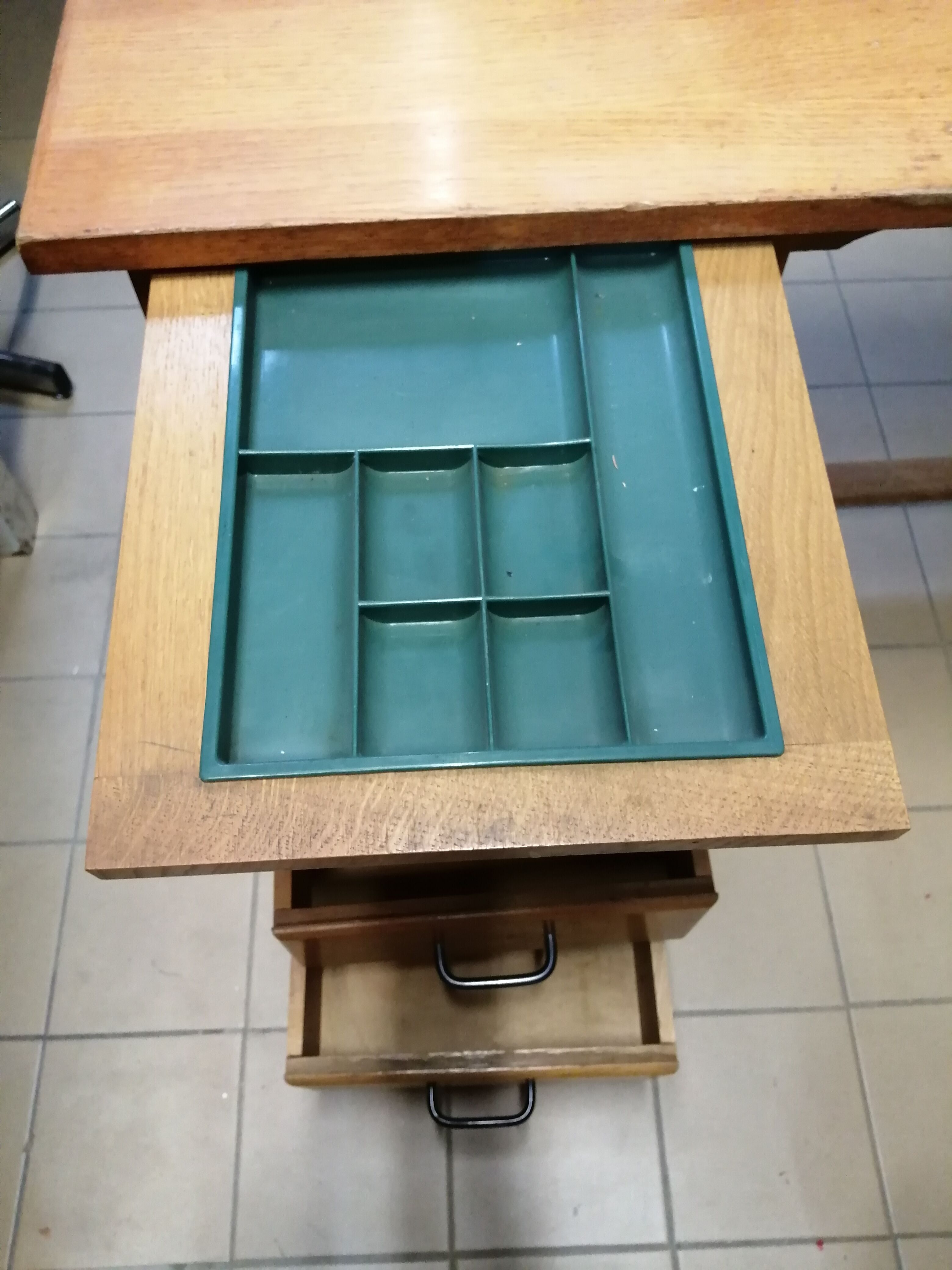 Vintage wooden desk - 60s/70s