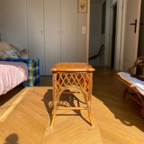 Petite table basse en rotin et bois vintage
