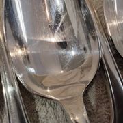 12 silver plated dessert spoons, goldsmith Alfenide, St LXVI pearls