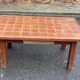 Table basse vintage en chêne et céramique