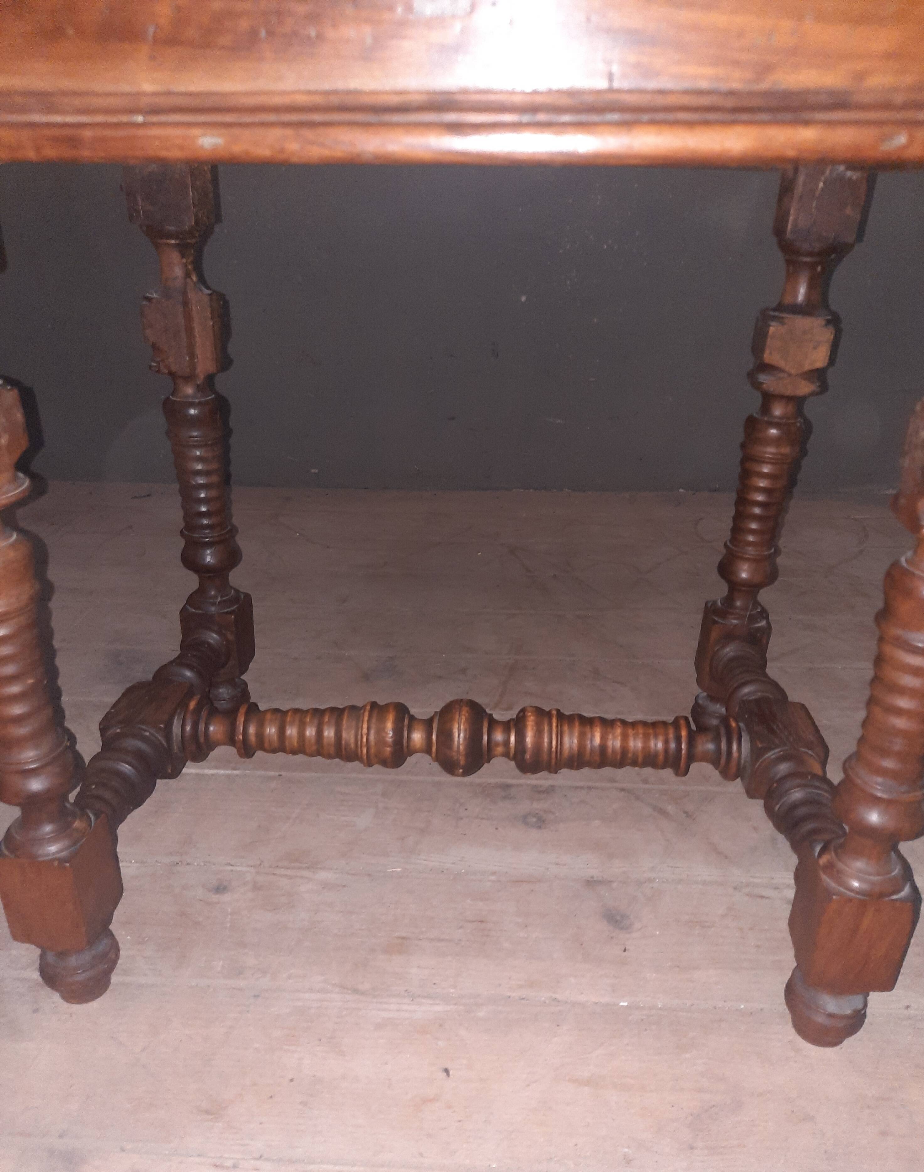 Small Louis XIII period table