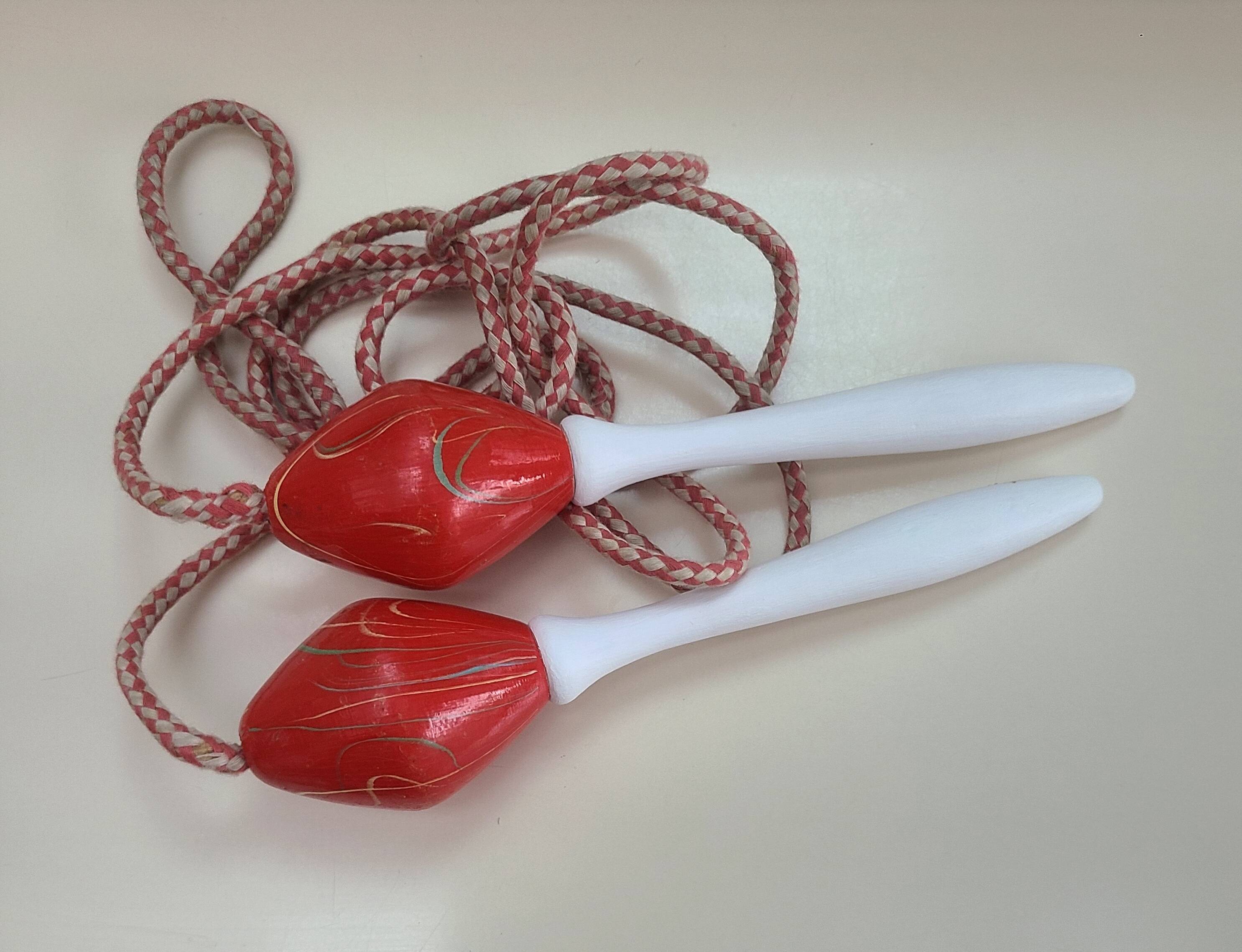 Antique skipping rope