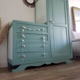 Asymmetrical cabinet