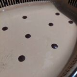 Bread basket in enameled sheet metal with brown dots, first half of the 20th century