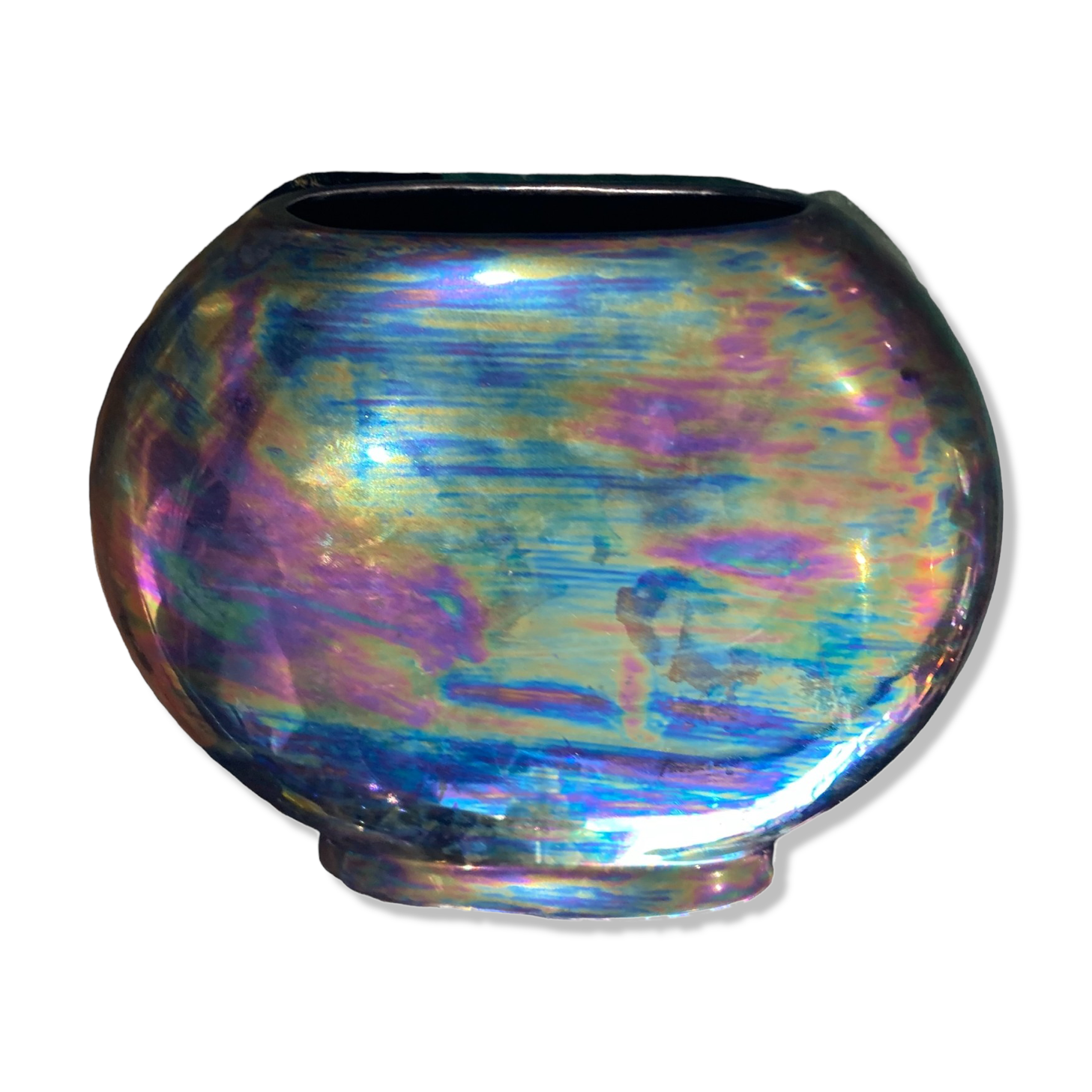 Round iridescent ceramic vase