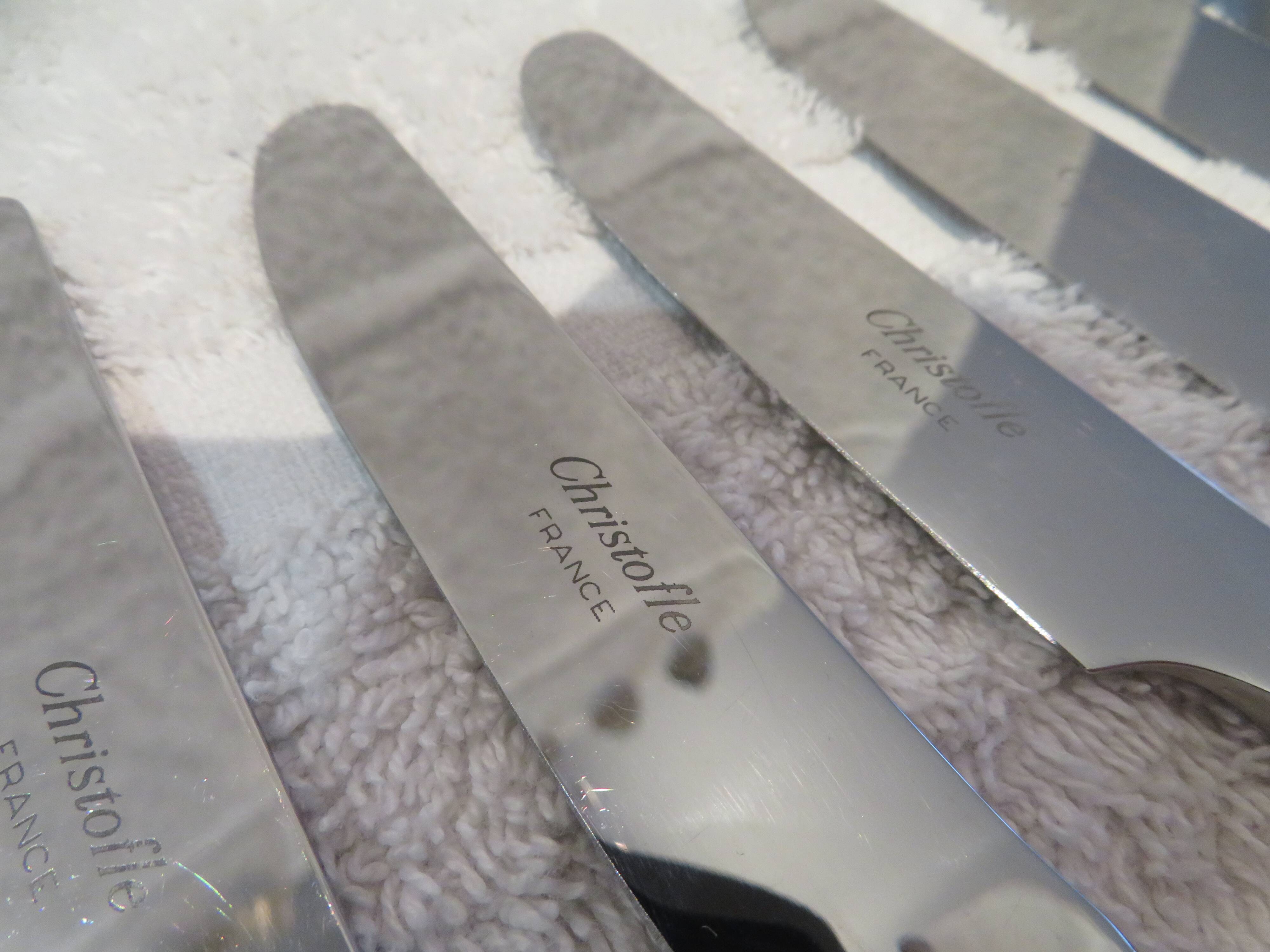 12 Christofle Concorde silver plated dessert knives, 19cm