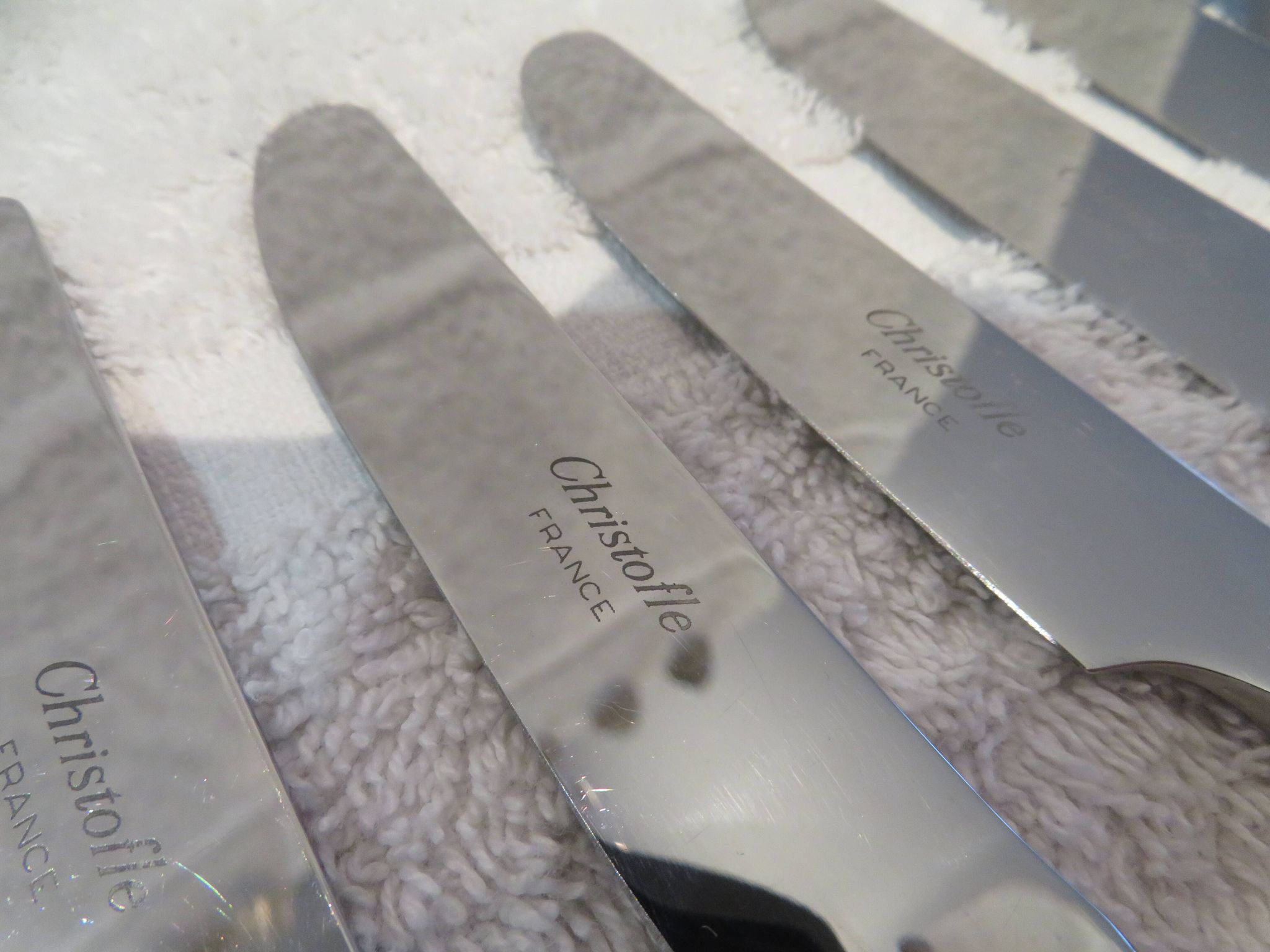 12 Christofle Concorde silver plated dessert knives, 19cm