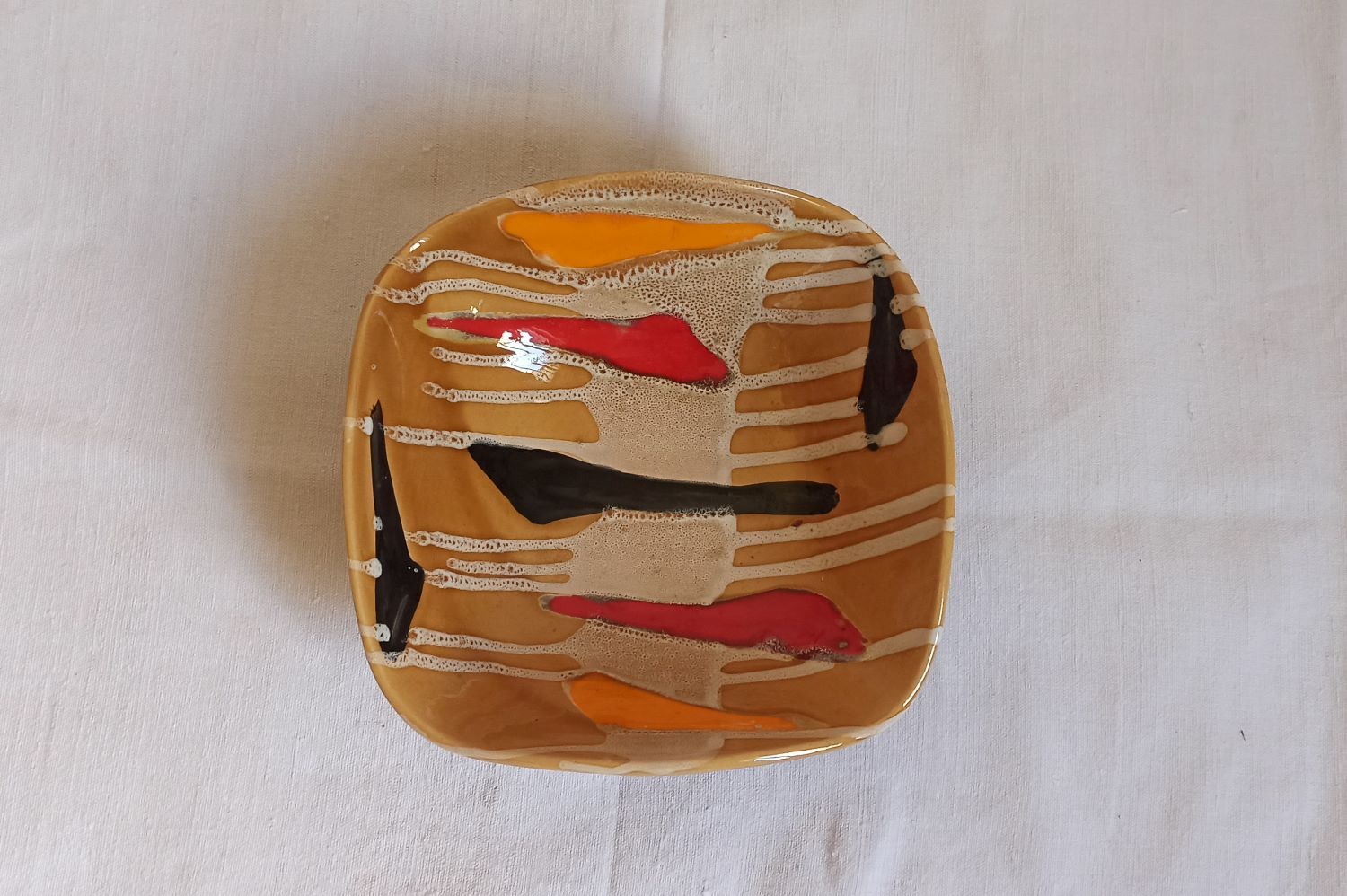 Empty ceramic pocket 70s