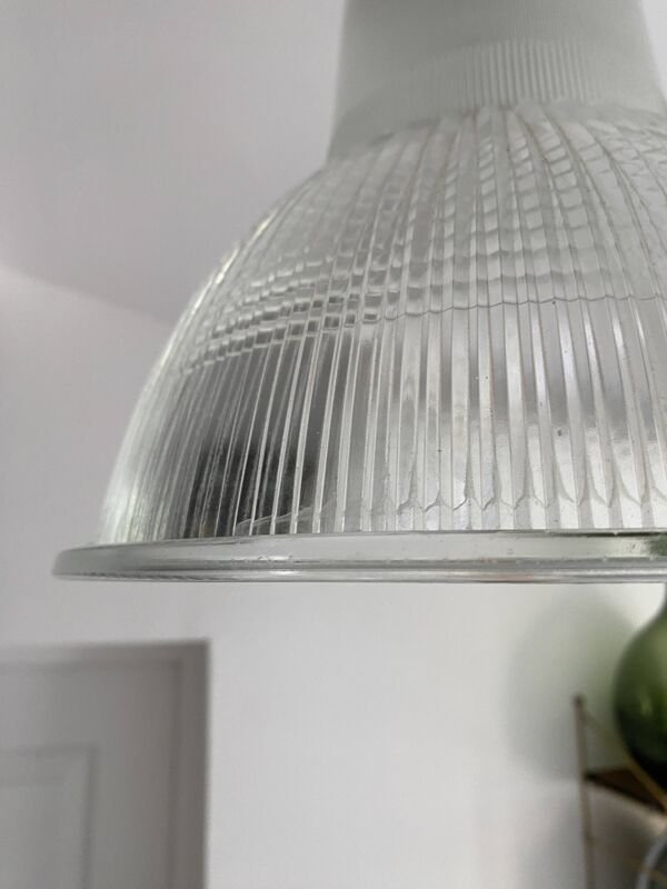 Lustre Suspension Holophane vintage des années 50/60 style industriel, verre strillé transparent