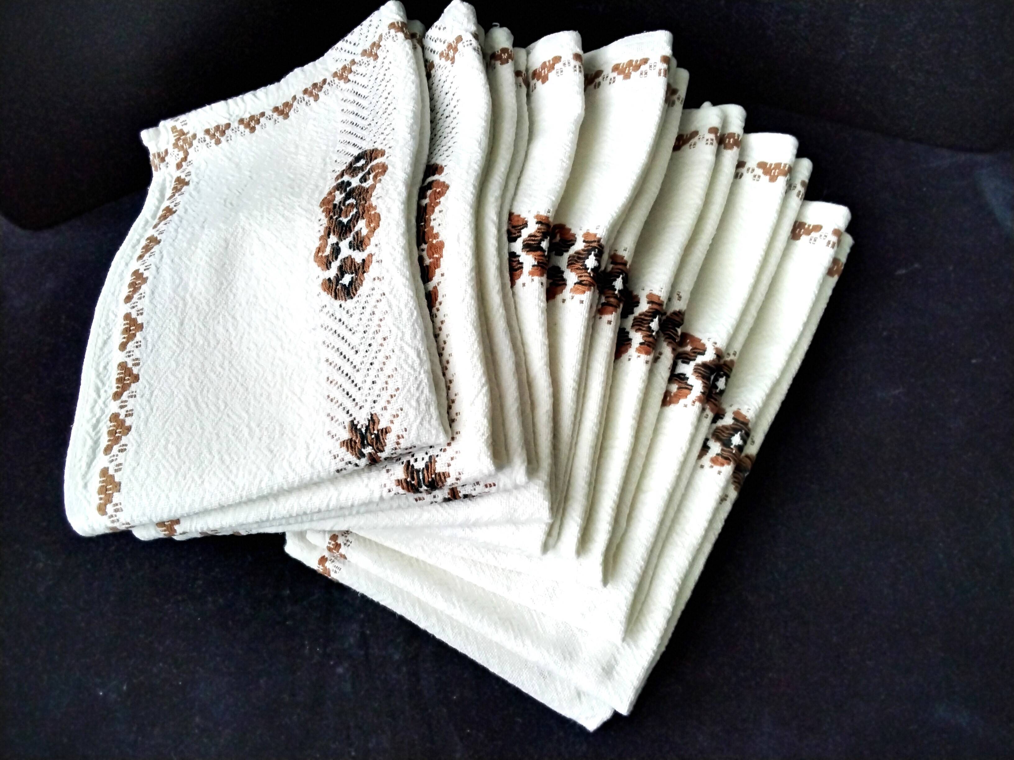 10 Vintage Basque Linen Napkins