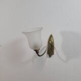 Vintage art deco wall light in opaline and brass