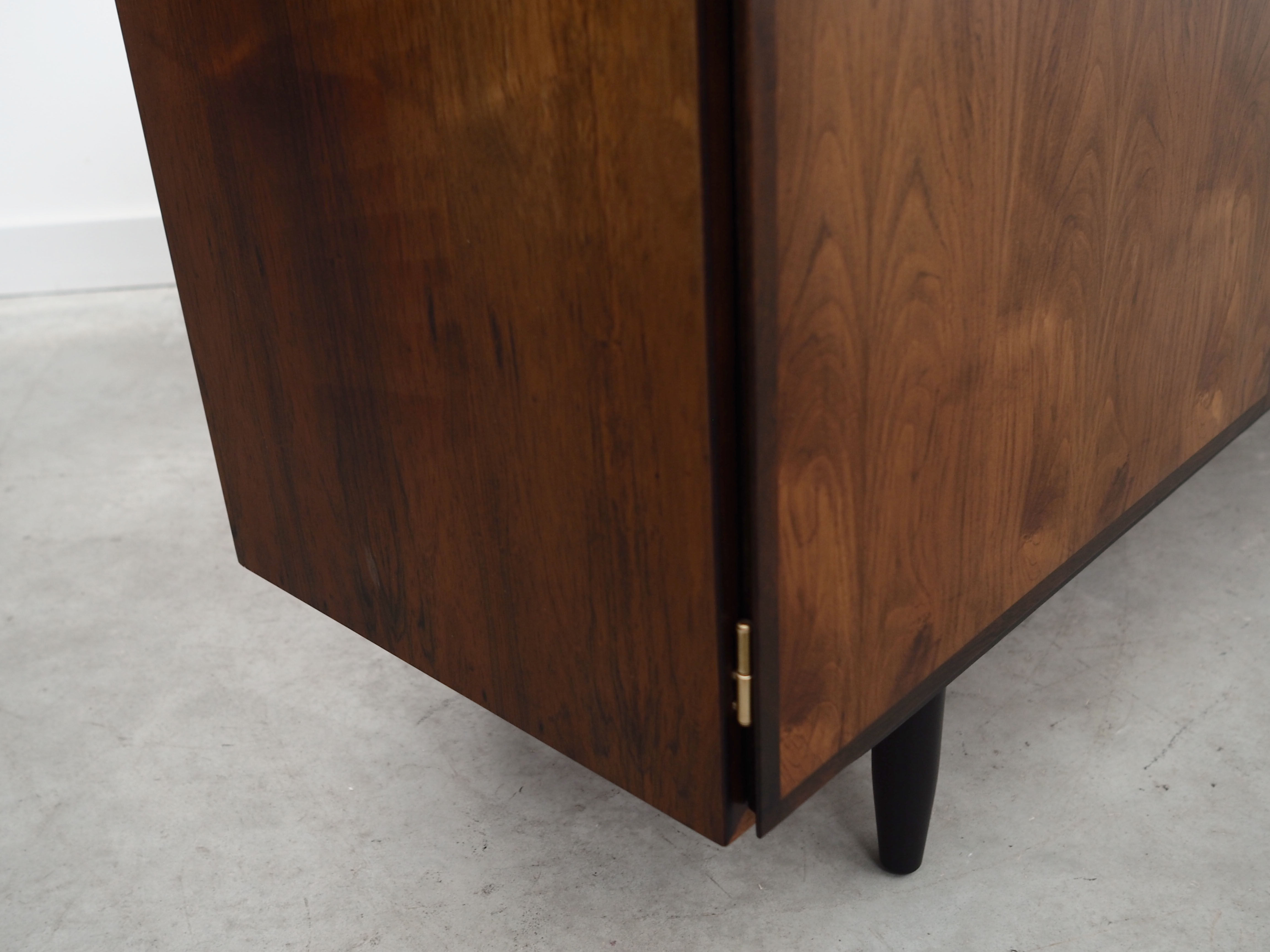 Commode en palissandre, design danois, années 1970, Omann Jun