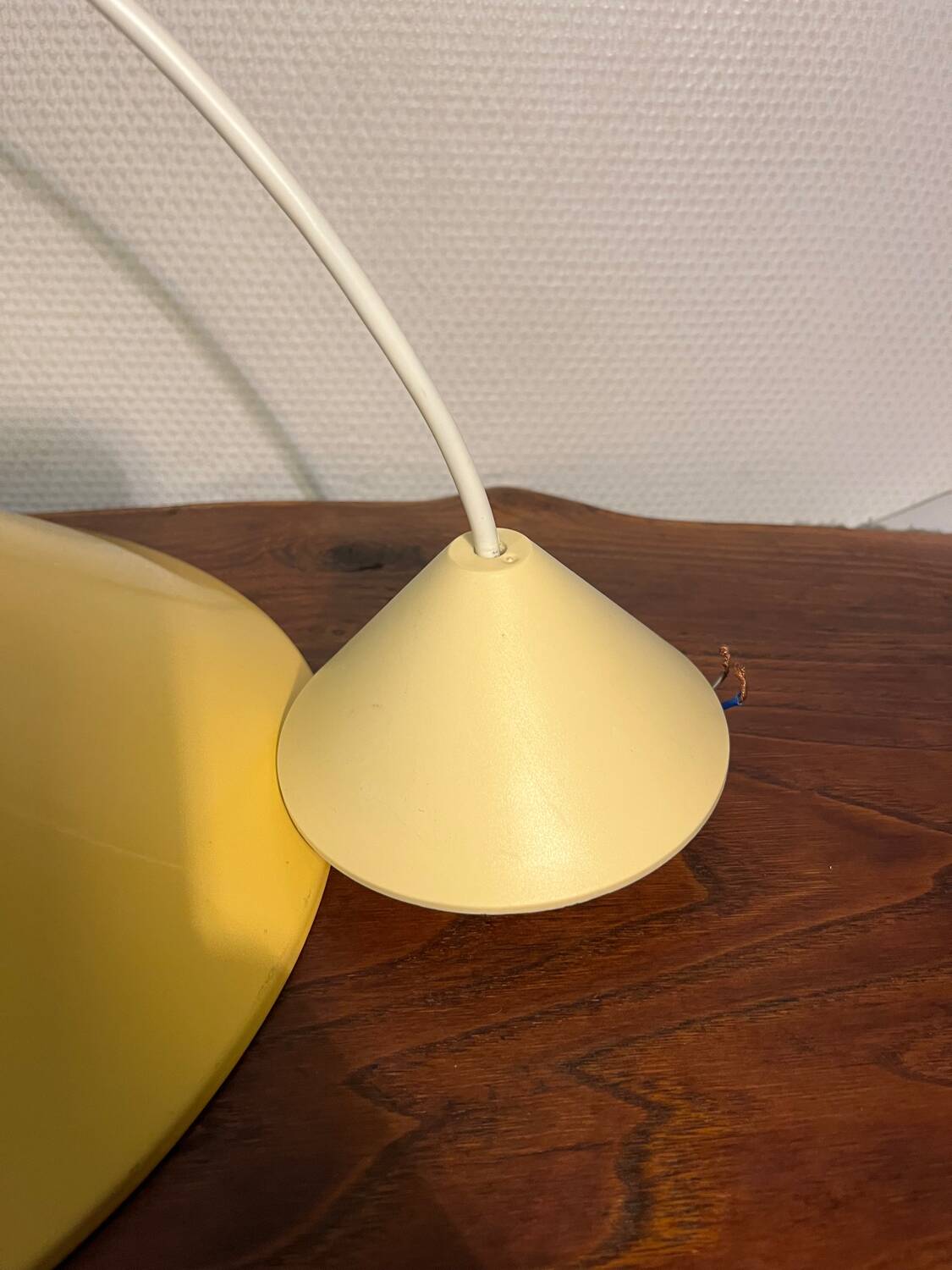 Memphis style metal pendant light from the 80s